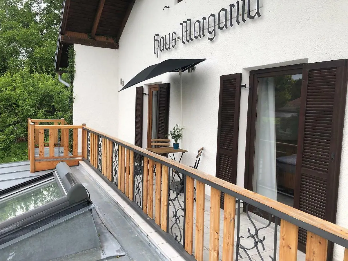 Ferienwohnungen Strasser Taching am See 0*,
